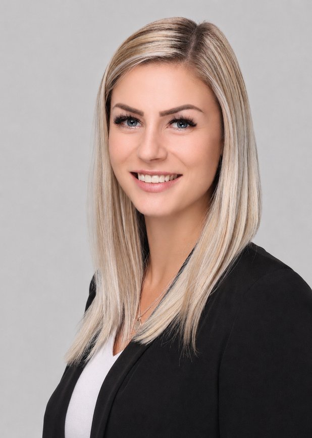 Alexa Barz - Recruiting Manager