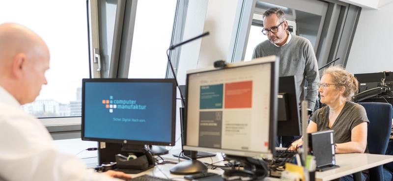 Webteam bei der Arbeit